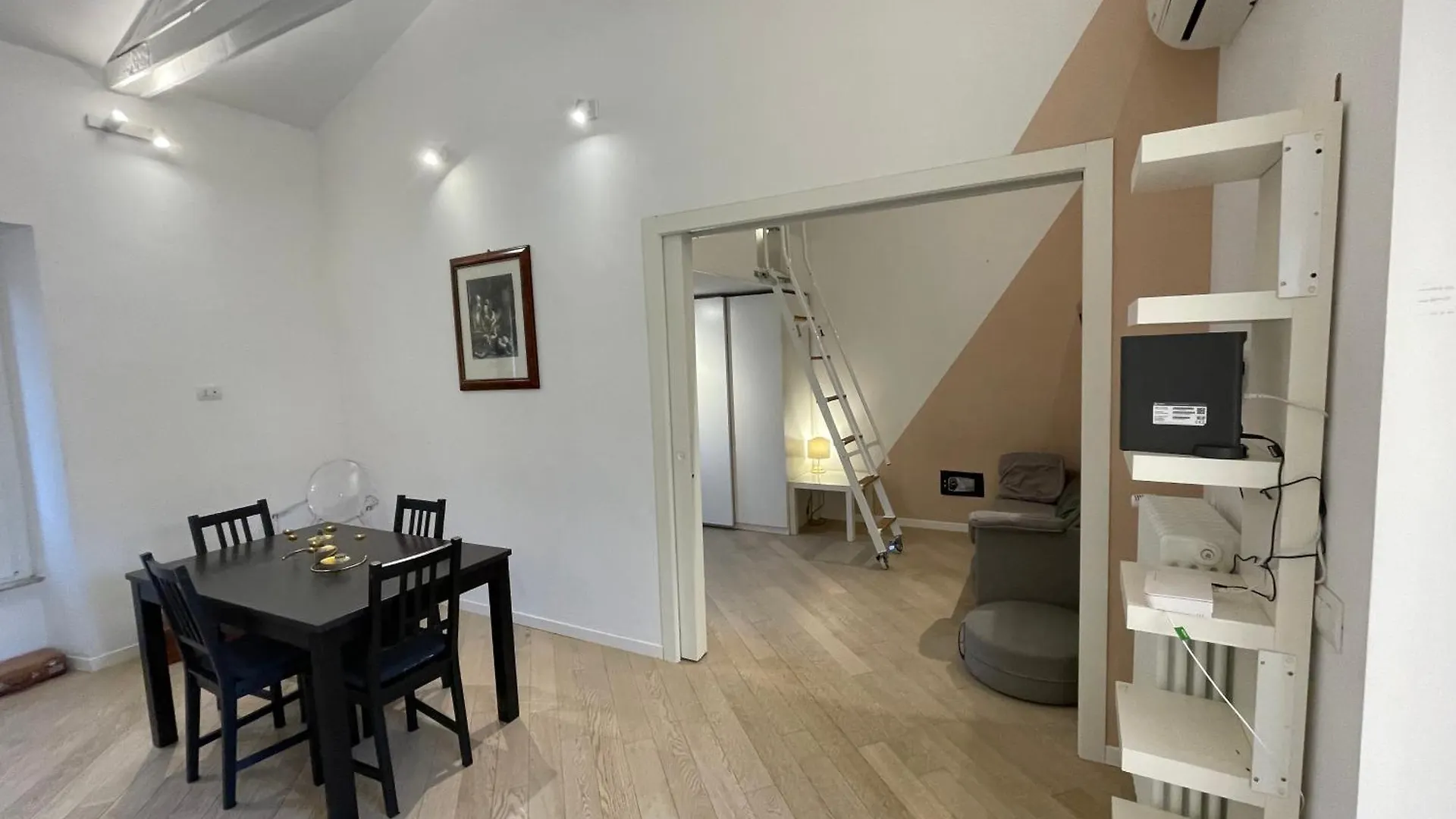 Veio Loft Apartment Rome